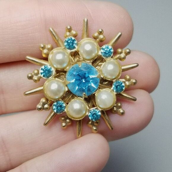 Vintage Blue and Faux Pearl Rhinestone Brooch, Gold Tone Radiant Starburst Pin - Picture 1 of 6